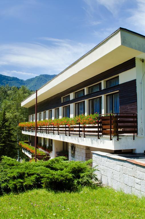 Dom Horskej Sluzby Hostel Terchova Exterior photo
