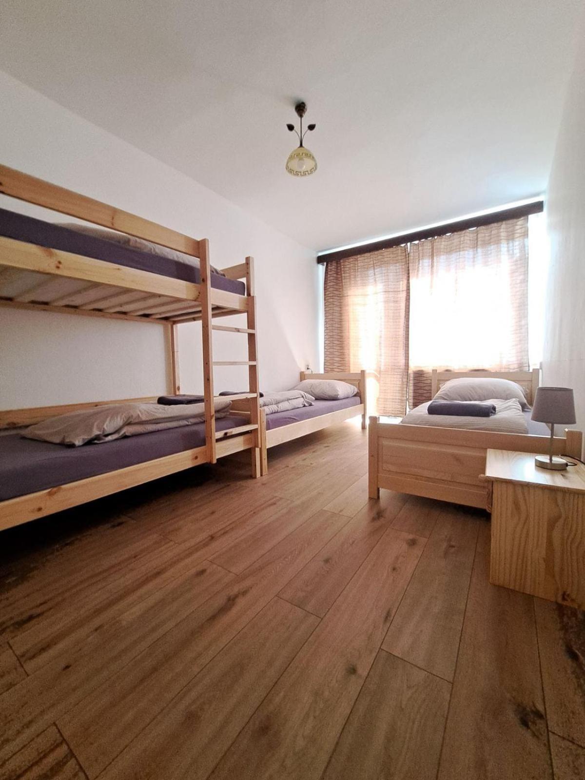 Dom Horskej Sluzby Hostel Terchova Exterior photo